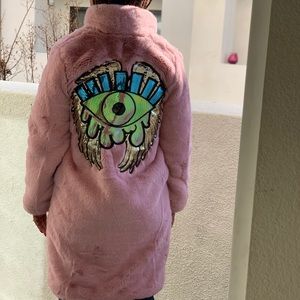 Farrah fly fur coat !